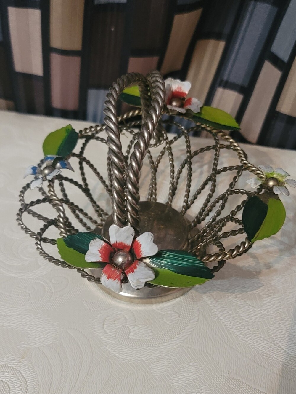 Vintage Studio Silversmiths Silver Plated Woven Wire Bridal Basket Hand Painted